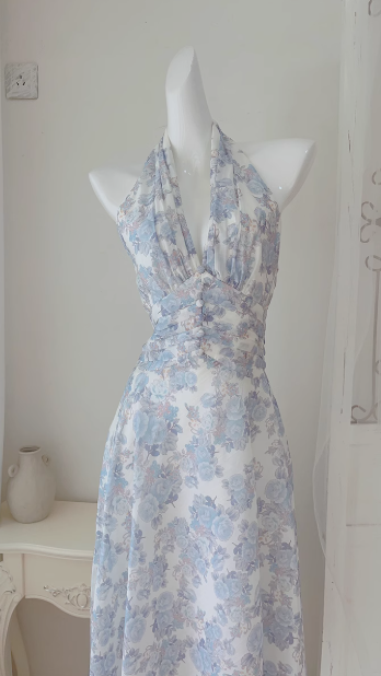 Französisches Neckholderkleid mit Blumendruck ED01467