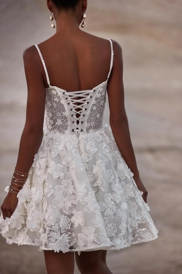 Modest White Straps A-Line Tulle Applique Wedding Dress for Bride ED09610