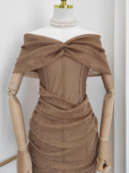 Französisch geschnittenes, schulterfreies Hüftkleid, Abendkleid ED0961