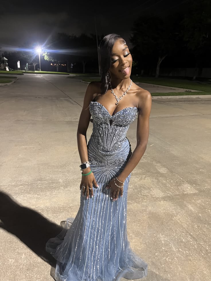 Chic Blue Prom Dress Sweetheart Sheath Tulle Sequins Long Evening Dress ED09633