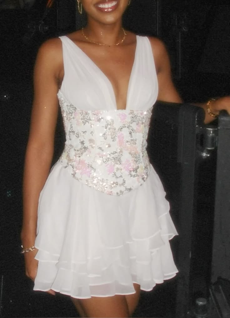 Robe Sexy de Bal Courte Blanche Fourreau Robe d'Anniversaire en Mousseline de Soie pour Fête ED09669
