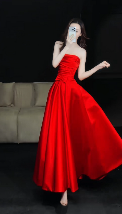 Robe de bal glamour bordeaux coupe trapèze en satin longue robe de soirée ED09694
