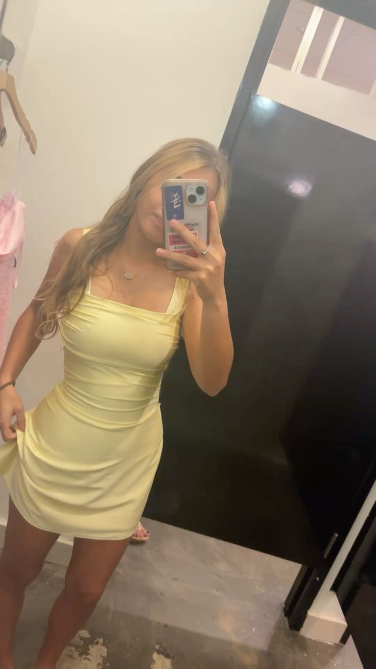 Chic Yellow Short Homecoming Dress Sheath Chiffon Birthday Dress ED09729