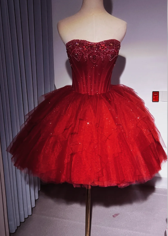 Robe de bal rouge tendance Robe d'anniversaire bustier trapèze en tulle orné de dentelle pour soirée ED09748
