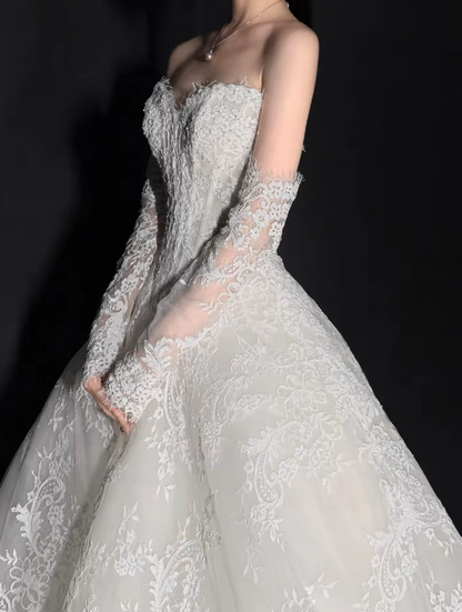 Chic White Bridal Gown A-line Lace Wedding Dress ED09754