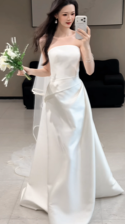 Chic White Bridal Gown Sheath Satin Wedding Dress ED09755