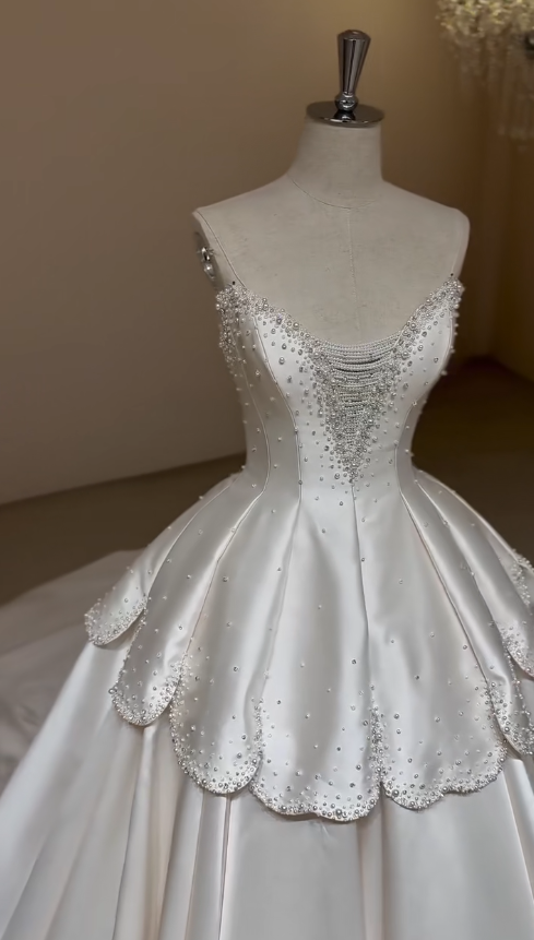 Chic White Bridal Gown A-Line Satin Wedding Dress ED09757