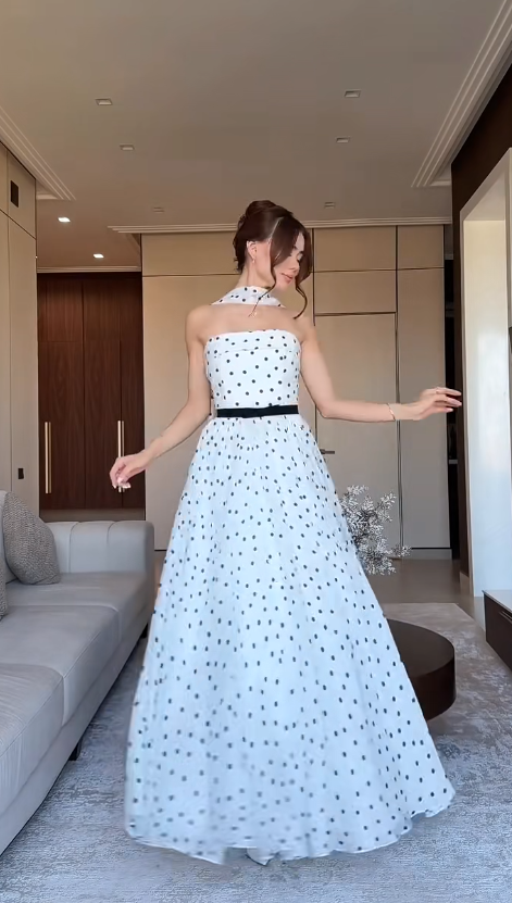 Chic White Evening Dress Sheath Chiffon Long Prom Dress ED09802