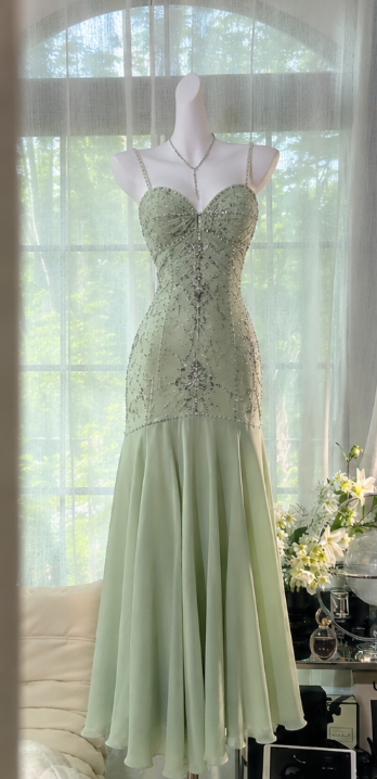 Chic GreenProm Dress Sheath Chiffon Beaded Long Evening Dress ED09984