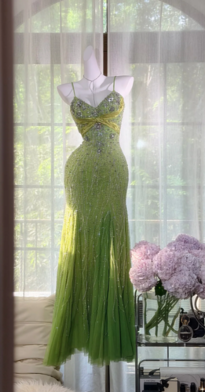 Chic Green Long Prom Dress Sheath Chiffon Beaded Evening Dress ED10003