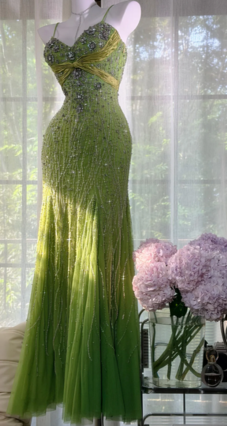 Chic Green Long Prom Dress Sheath Chiffon Beaded Evening Dress ED10003