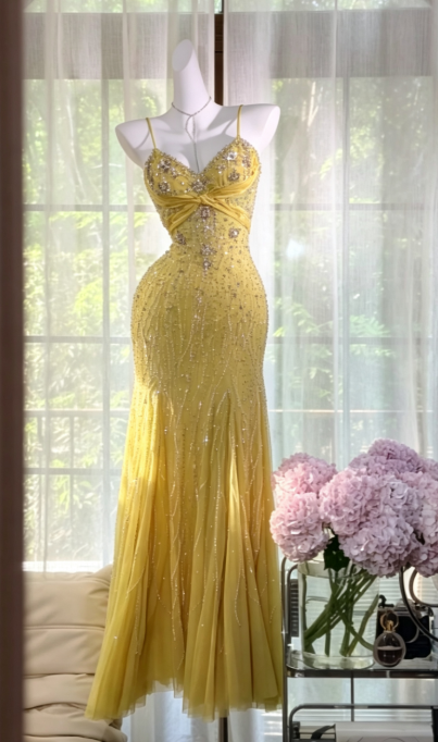 Chic Yellow Long Prom Dress Sheath Chiffon Beaded Evening Dress ED10012