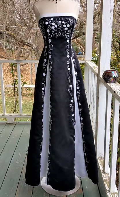 Elegant Black Long Evening Dress Satin A-Line Prom Dress ED10022