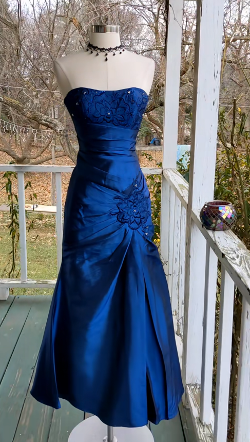 Robe de Soirée Longue Bleu Élégant Satin Fourreau Robe de Bal ED10024