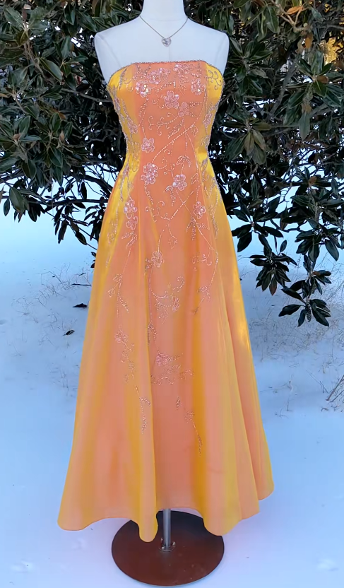Elegantes langes Abendkleid in Orange aus Satin mit Perlen, A-Linie, Ballkleid ED10026