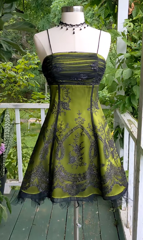 Jolie robe de bal verte trapèze en mousseline pour fête d'anniversaire ED10049