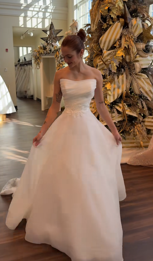 Elegant White Wedding Dress A-Line Tulle Bridal Dress  ED10075
