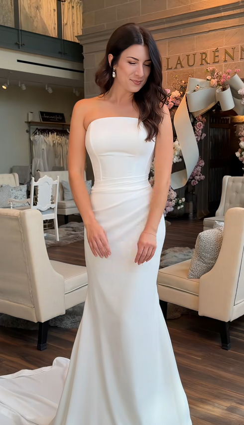 Elegantes weißes Hochzeitskleid Etui-Chiffon-Brautkleid ED10078