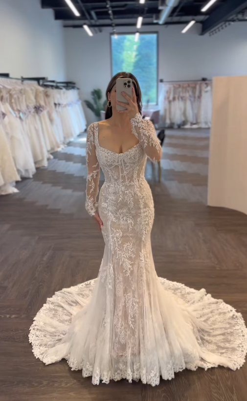 Elegant White Wedding Dress Mermaid Lace Bridal Dress ED10079