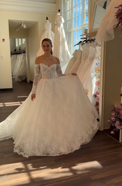 Elegant White Wedding Dress A-Line Lace Bridal Dress ED10082