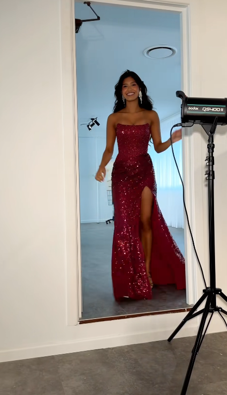 Glamours Burgundy Evening Dress Sheath Chiffon Prom Dress ED10090