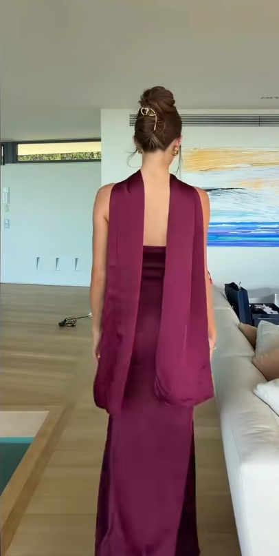 Elegant Burgundy Sheath Satin Evening Dress ED10153