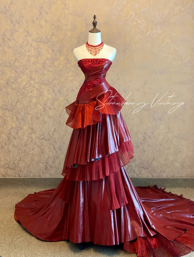 Elegant Burgundy Sheath Satin Prom Dress ED10172