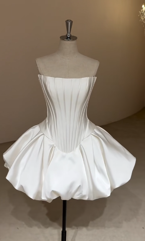Simple White A-line Bridal Gown Short Wedding Dress ED10173