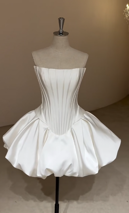 Simple White A-line Bridal Gown Short Wedding Dress ED10173