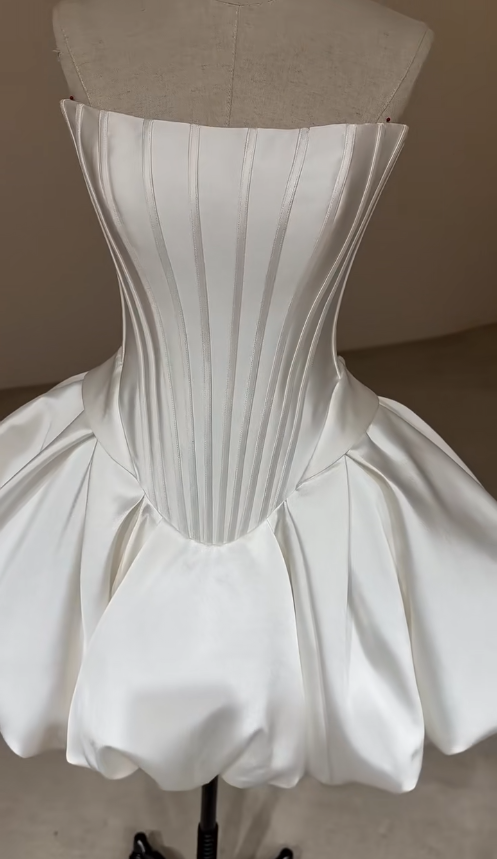 Simple White A-line Bridal Gown Short Wedding Dress ED10173