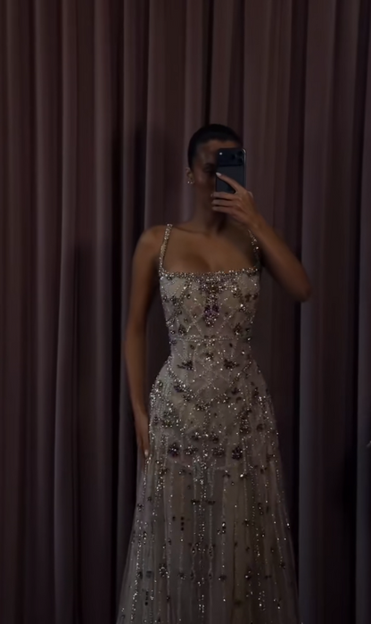 Elegantes weißes Ballkleid A-Linie Perlenbesetztes Chiffon Abendkleid ED10198