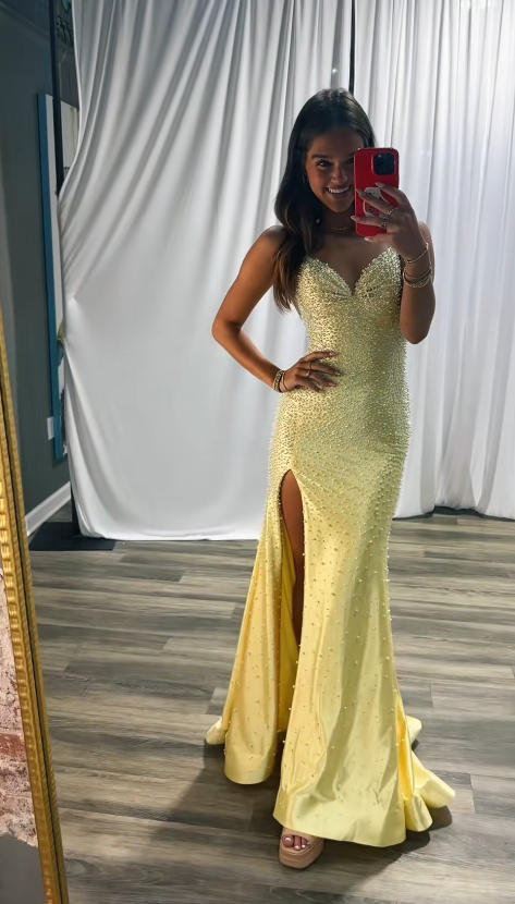 Chic Yellow Prom Dress Sheath Satin Formal Dress ED10217