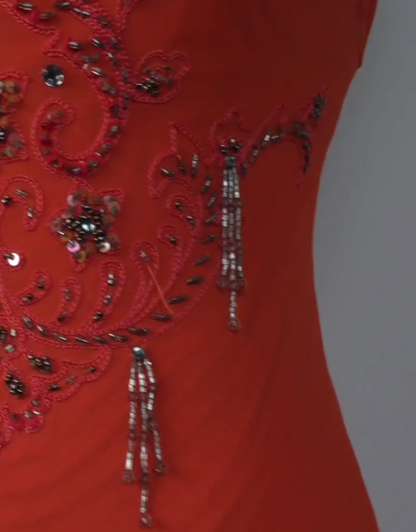 Elegantes rotes Etui-Kleid aus Chiffon mit Perlen, langes Ballkleid ED10289