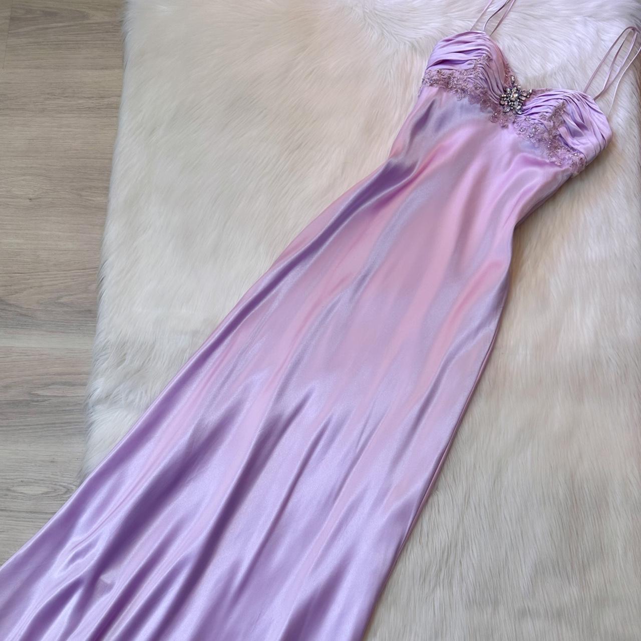 Elegantes lavendelfarbenes Etui-Satin-Abendkleid ED10290