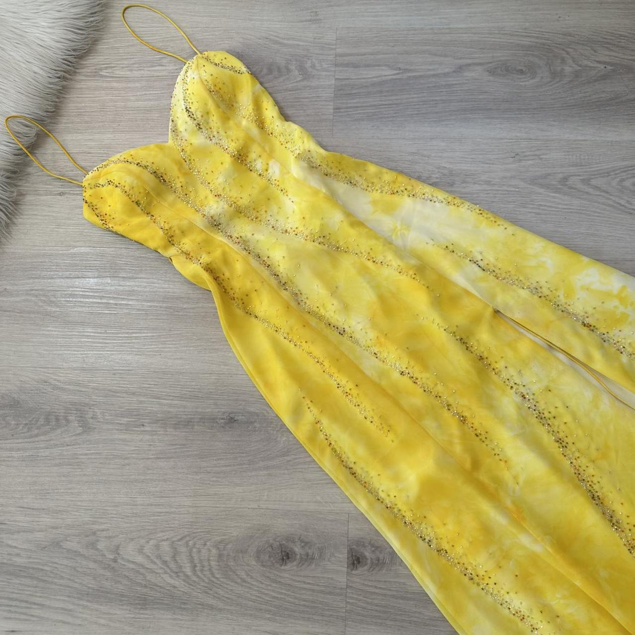 Elegantes rosafarbenes Etui-Abendkleid aus Chiffon mit Perlen ED10291