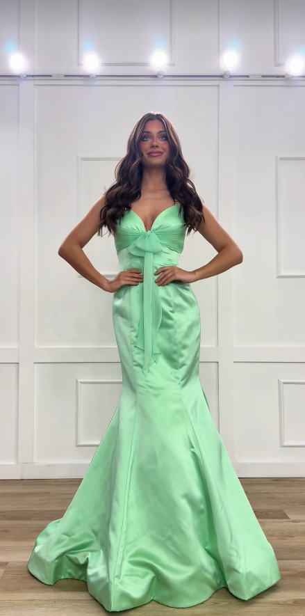 Charming Green Prom Dress Mermaid Satin Straps Long Evening Dress ED10313