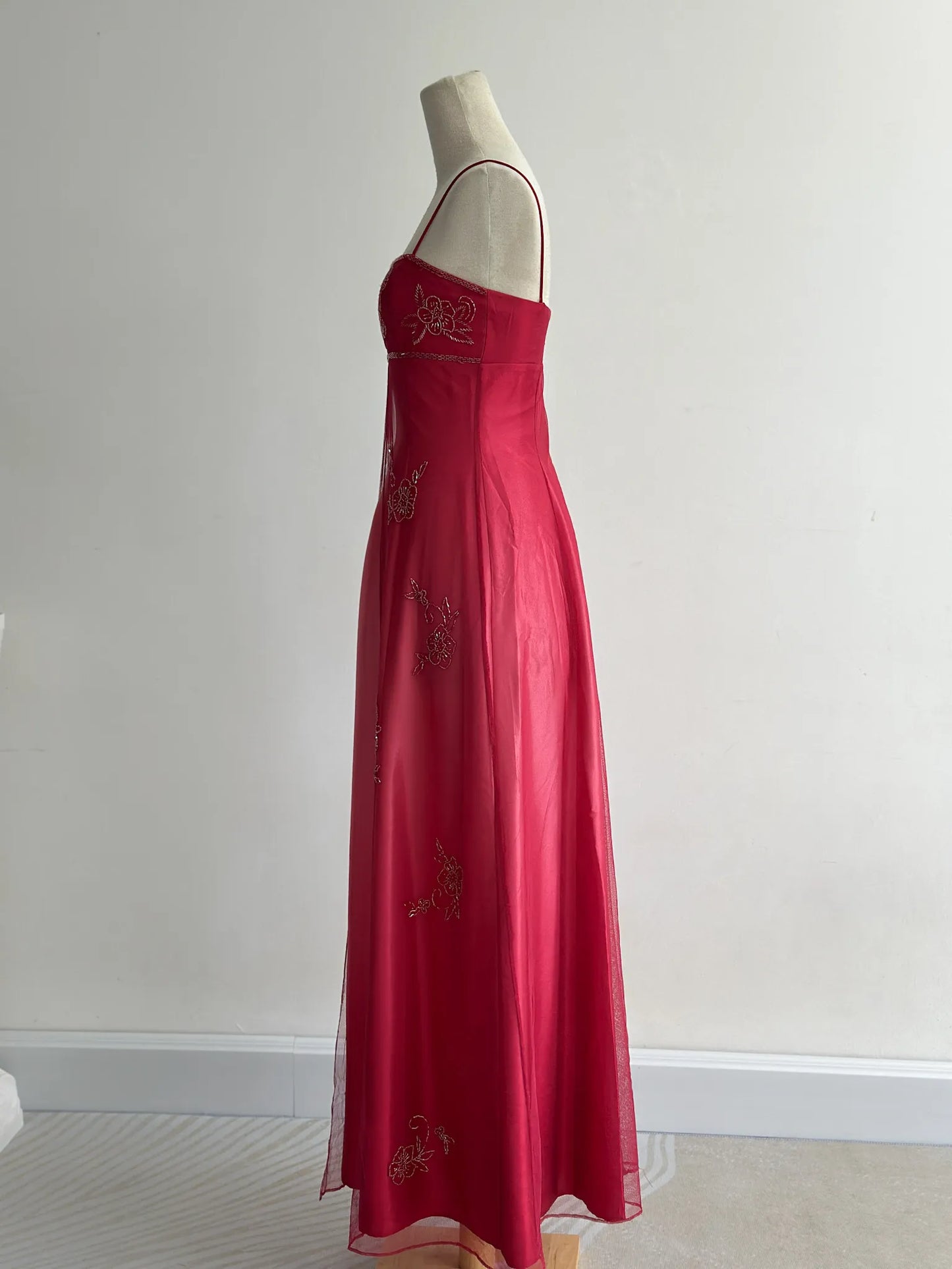 Chic Red Long Prom Dress Sheath Satin Chiffon Beaded Evening Dress ED10351
