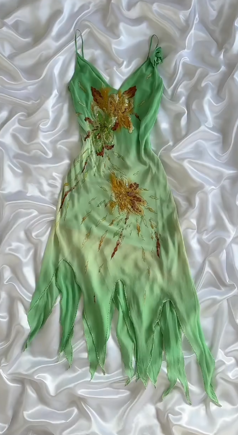 Chic Green Long Prom Dress Sheath Chiffon Beaded Evening Dress ED10364