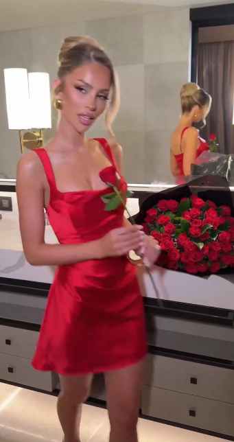 Charming Red Short Homecoming Dress Sheath Satin Birthday Dress ED10408