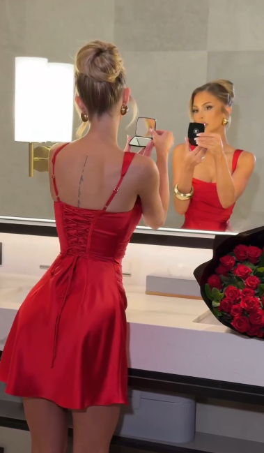 Charming Red Short Homecoming Dress Sheath Satin Birthday Dress ED10408