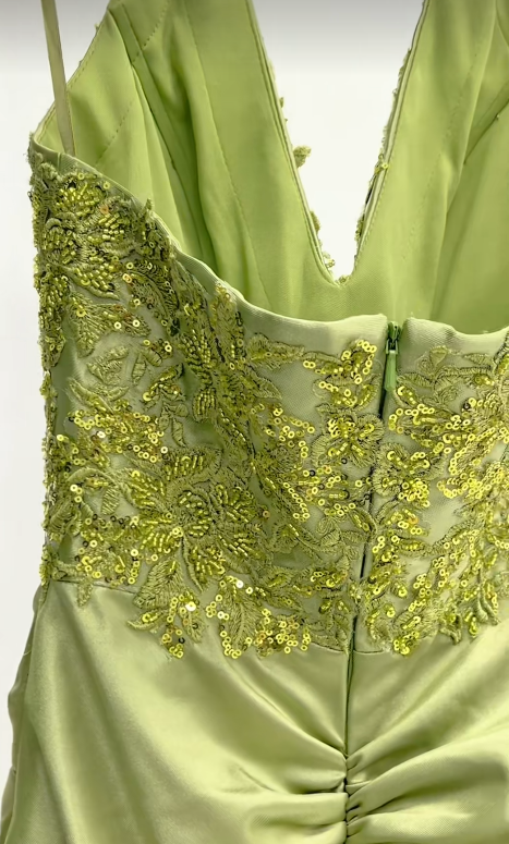 Elegant Green Short Homecoming Dress Satin Sheath Birthday Dress ED10594