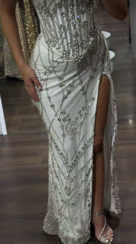 Chic White Prom Dress Sheath Tulle Sequins Long Evening Dress ED10679