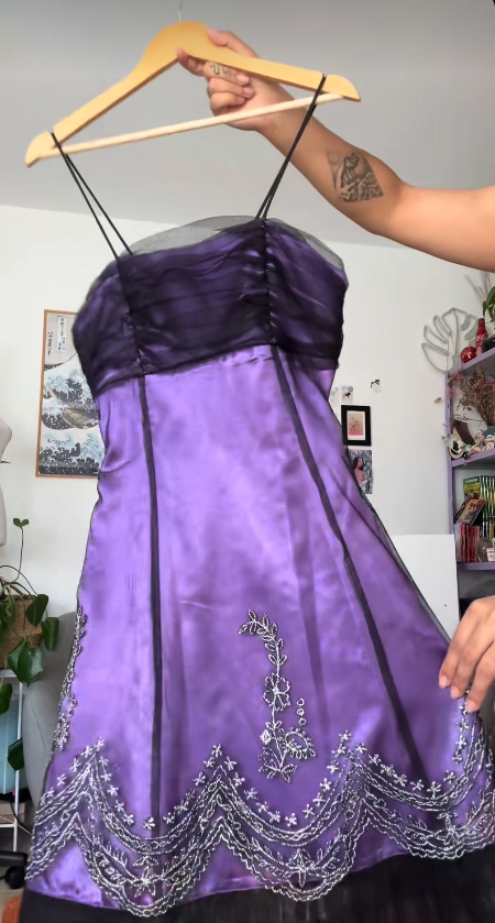 Hübsches lila kurzes Heimkehrkleid A-Linie Satin Geburtstagskleid ED10690