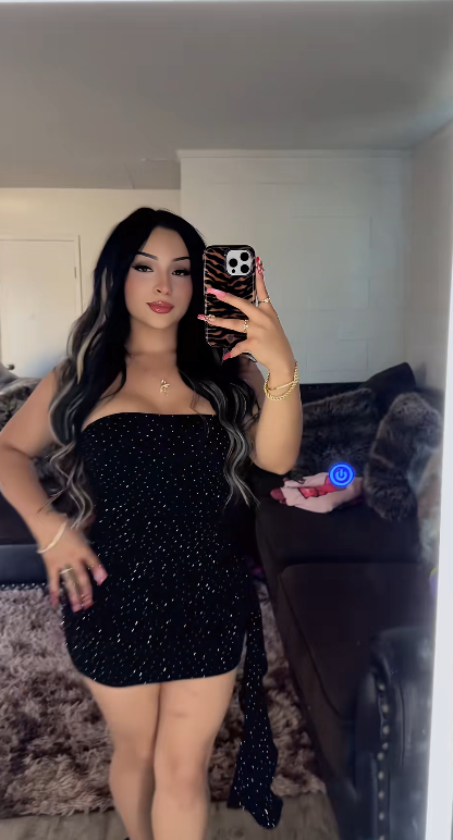 Jolie Robe Courte de Soirée Noire Fourreau pour Anniversaire ED10700