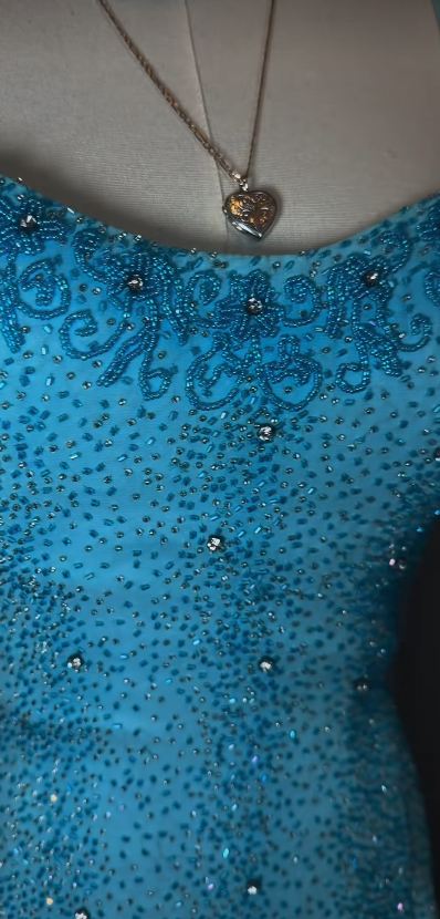 Robe de bal chic bleue fourreau en mousseline ornée de perles longue robe de soirée ED10712