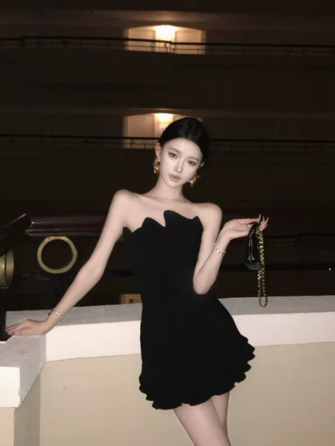 Glam Black Short Homecoming Dress Sheath Satin Birthday Dress ED10719
