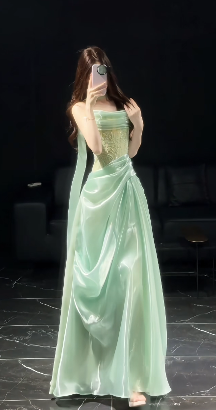 Glam Green Prom Dress Birthday Party Dress Sheath Satin Long Evening Dress ED10754