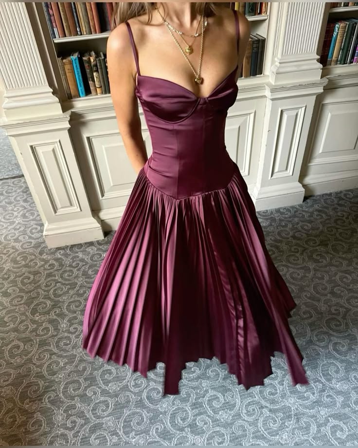 Robe de bal fourreau en satin violet somptueux, robe de soirée longue ED10810