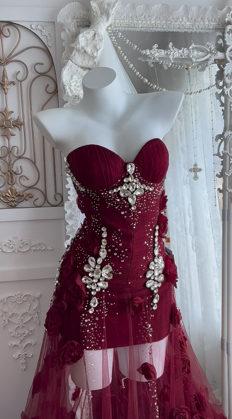 Elegantes Etuikleid aus Tüll, langes Abendkleid, burgunderrotes Abschlussballkleid ED10849