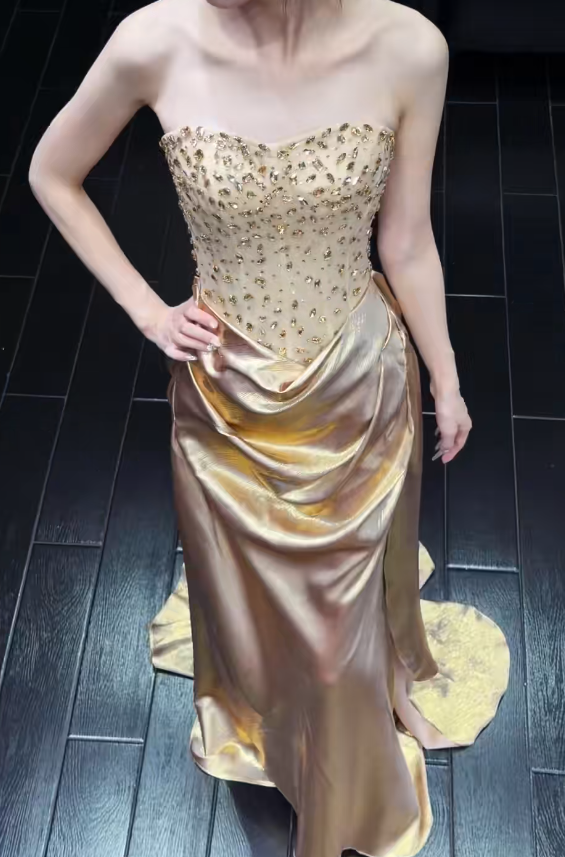Robe de soirée longue fourreau en satin somptueuse robe de bal dorée ED10877